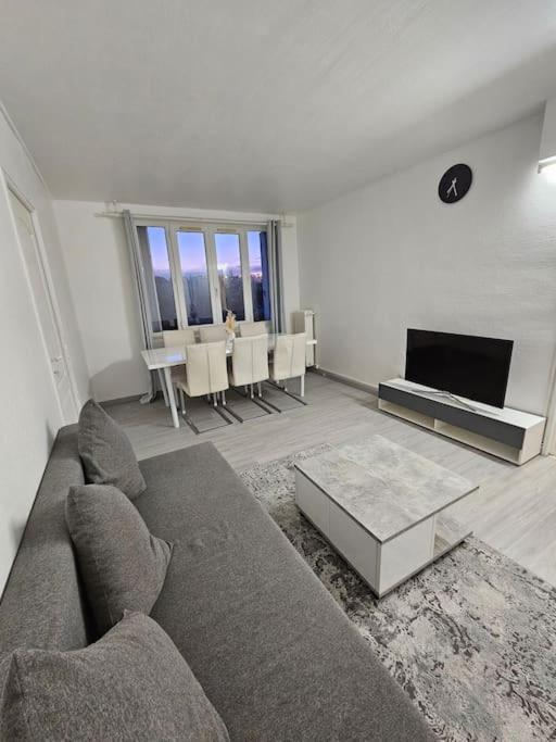 Bel Appartement A Choisy-Le-Roi Exterior foto